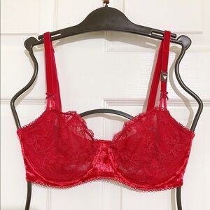 🔥ON SALE🔥2/$33🔥 💖 Victoria Secret Dream Angels Push-up wo Padding